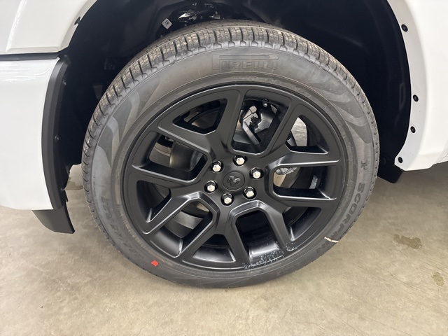 2025 Ram 1500 Laramie photo 3