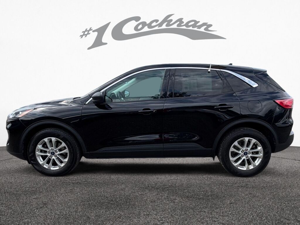 2022 Ford Escape SE photo 4