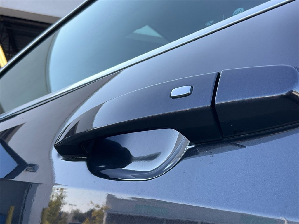 2023 Chevrolet Malibu 1LT photo 24