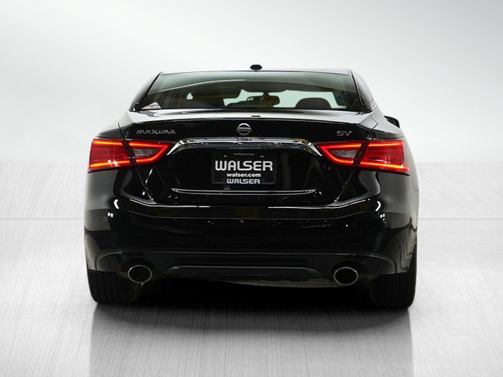 2017 Nissan Maxima SV photo 4