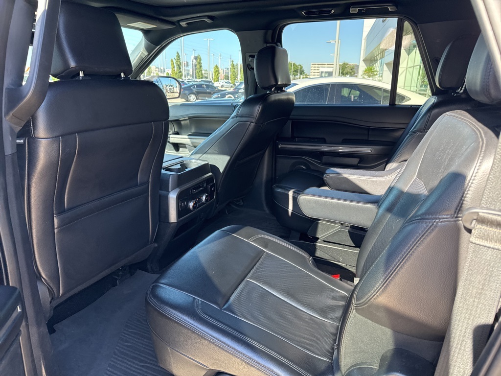 2020 Ford Expedition MAX XLT photo 3