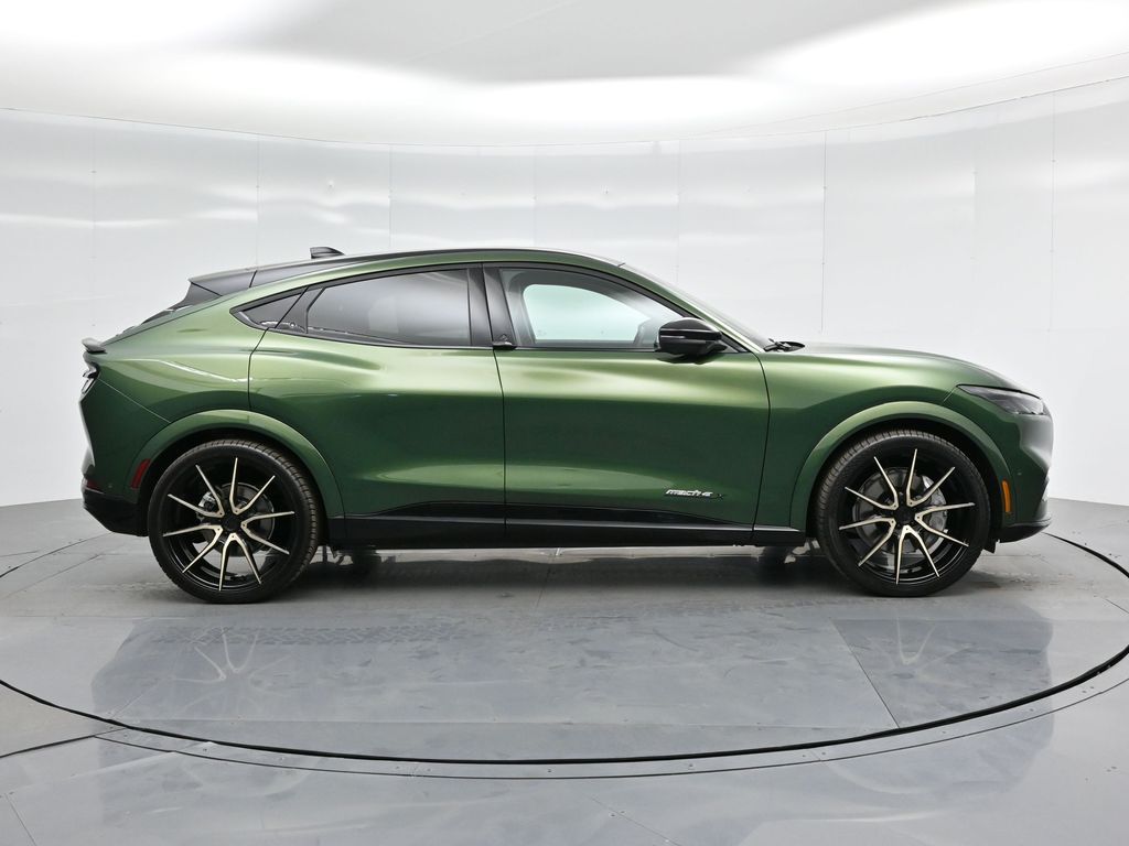 2024 Ford Mustang Mach-E Premium photo 23