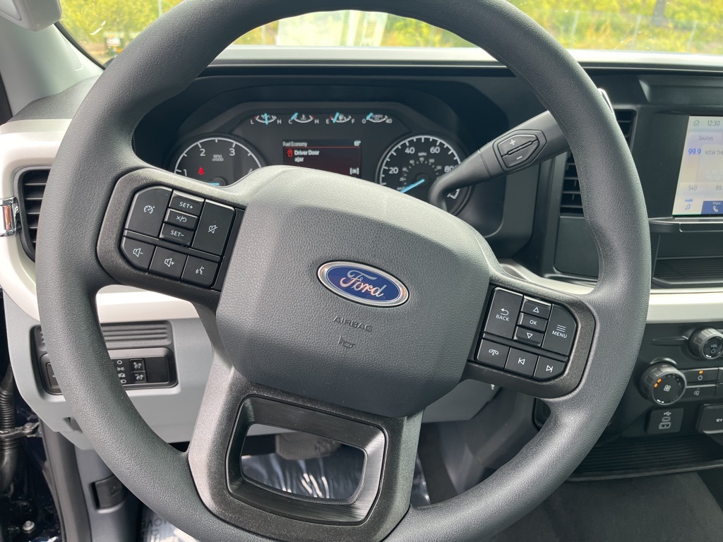 2025 Ford F-250 XL photo 13