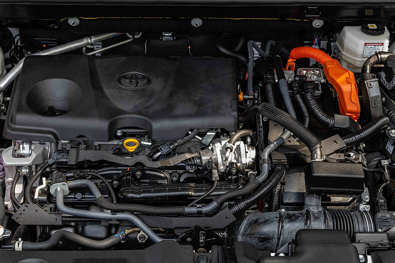2023 Toyota RAV4 Hybrid XLE photo 27