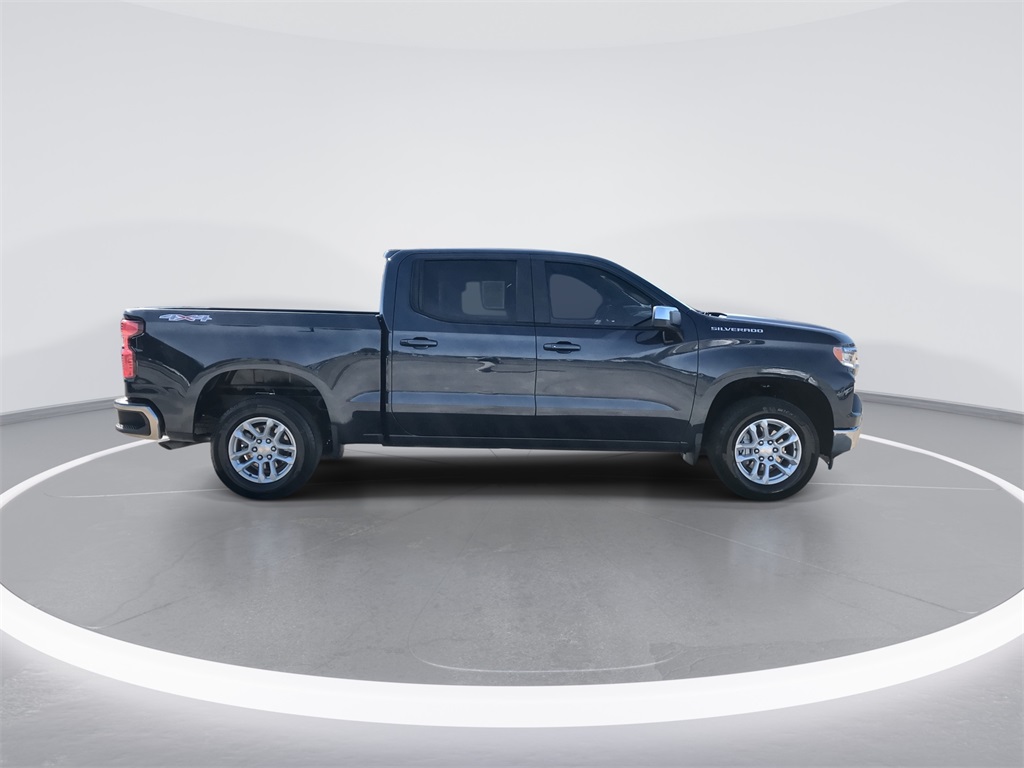 2022 Chevrolet Silverado 1500 LT photo 9