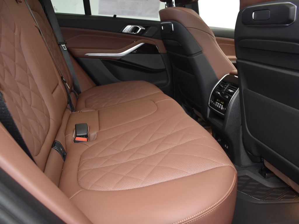 2026 Bmw X5 M60i photo 21