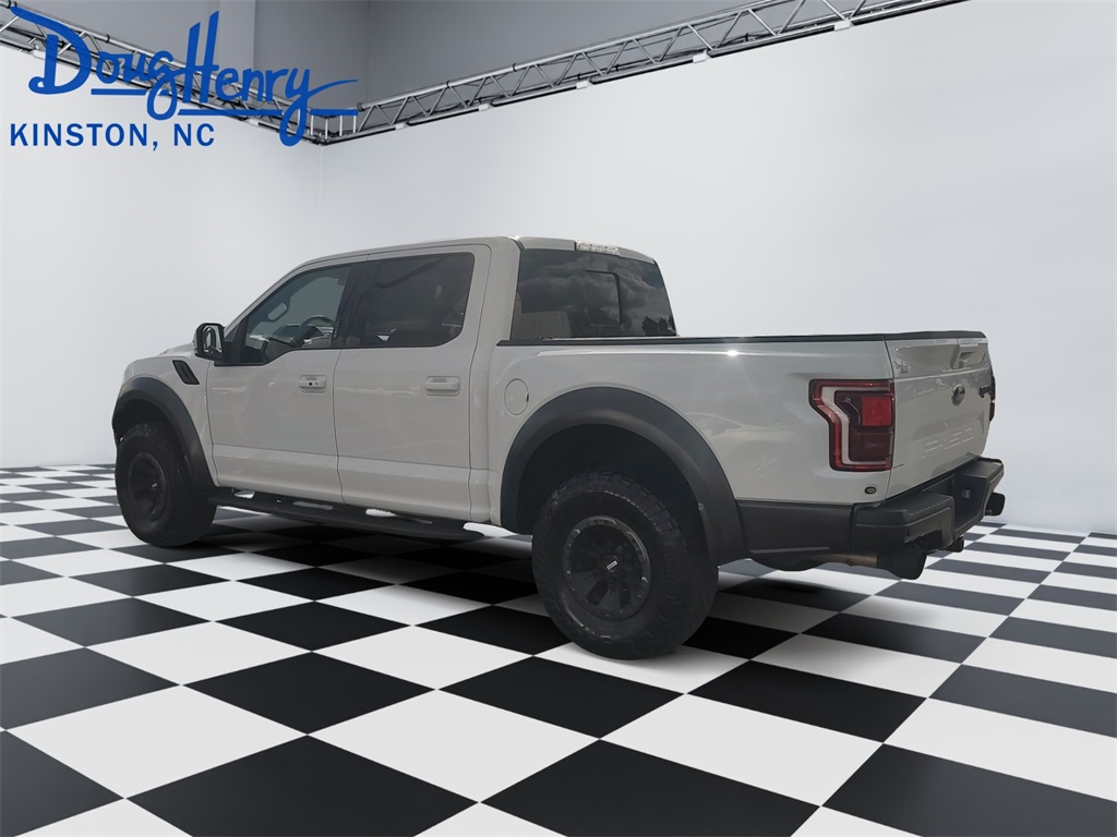 2018 Ford F-150 Raptor photo 3