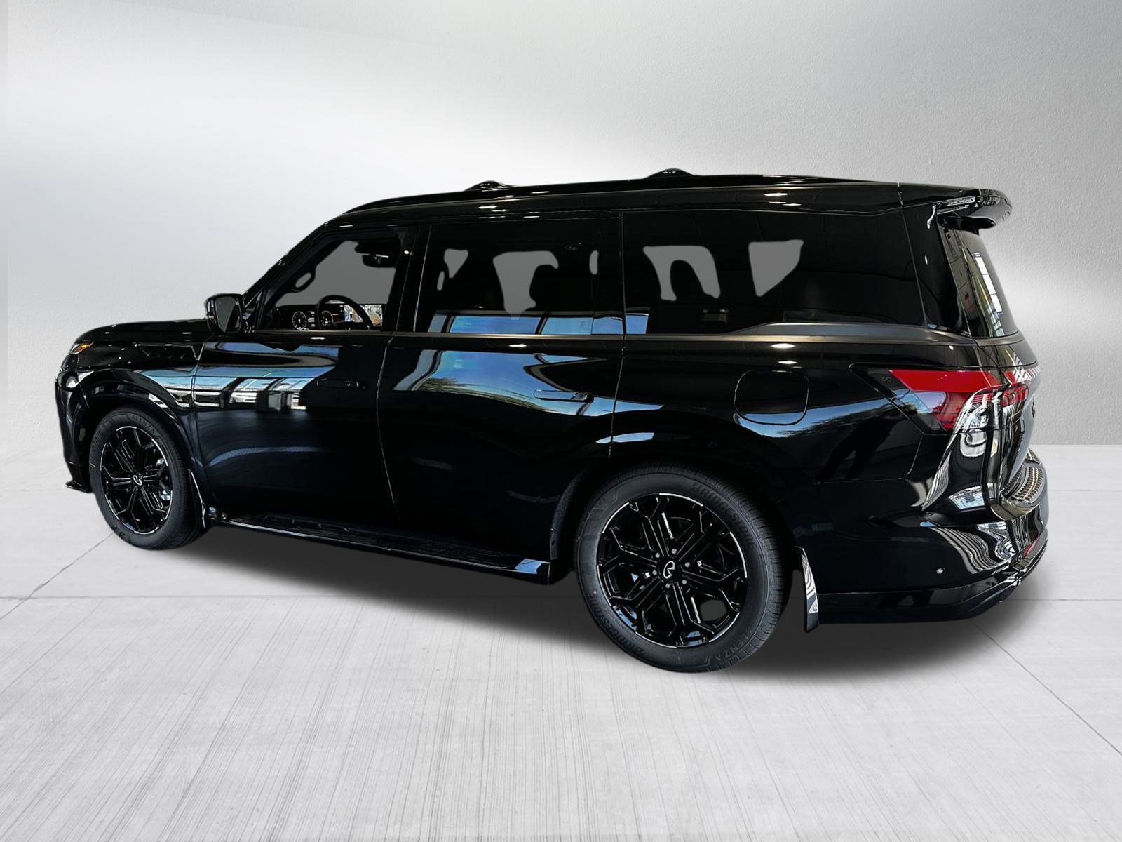 2026 Infiniti QX80 Sensory photo 3