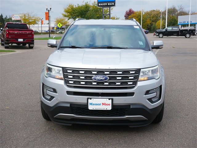 2016 Ford Explorer Limited photo 2