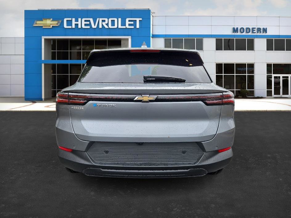 2025 Chevrolet Equinox EV 1LT photo 4