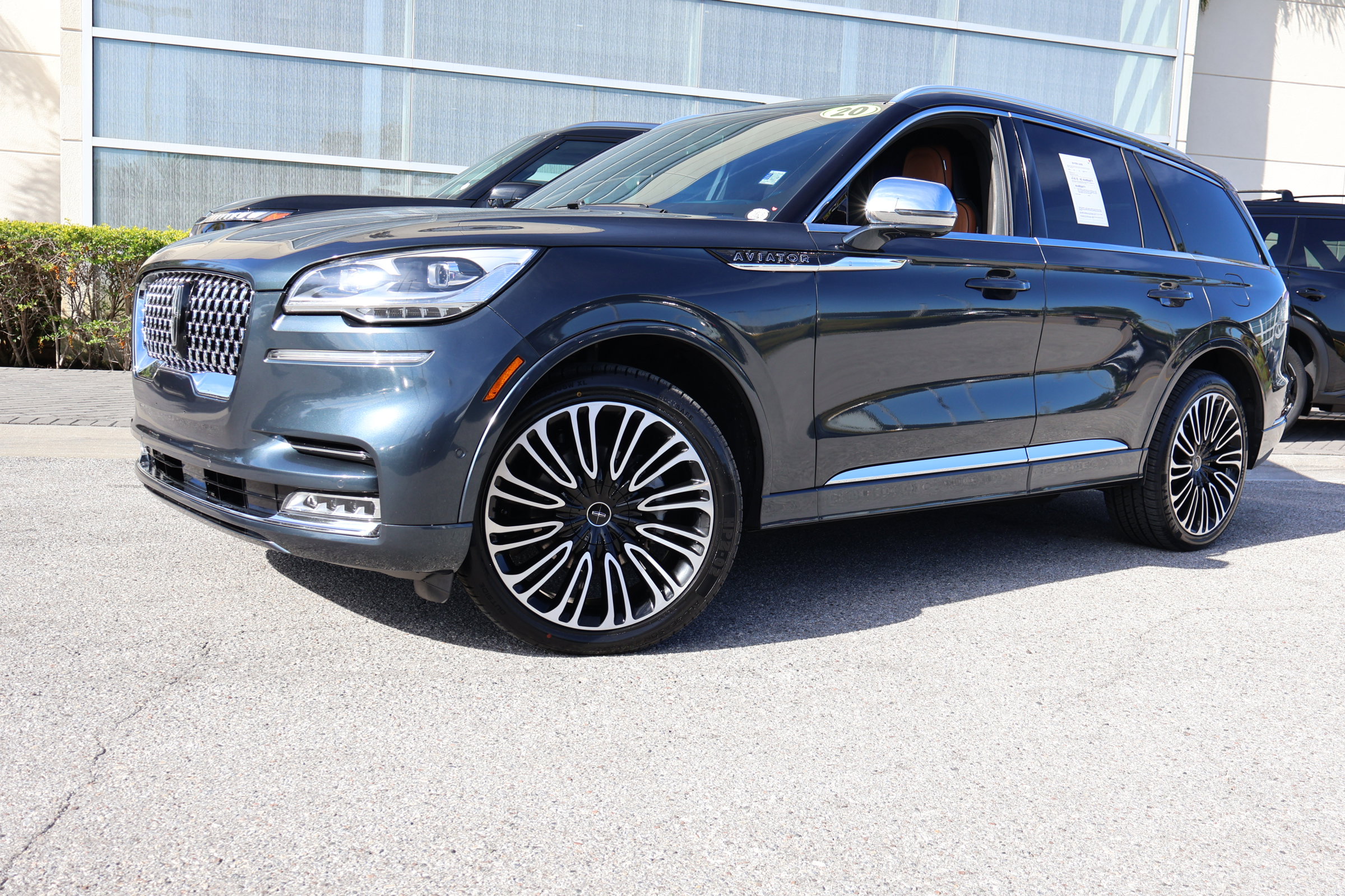 2020 Lincoln Aviator Black Label's photo