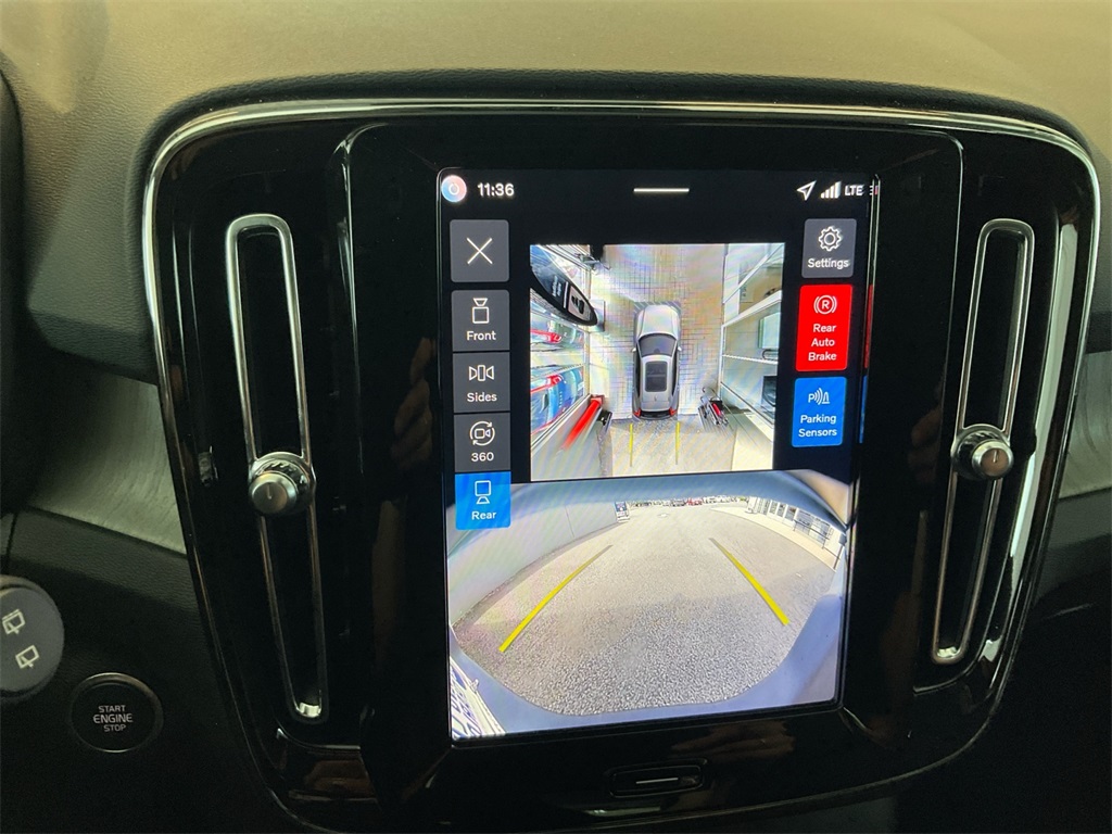 2026 Volvo XC40 AWD Plus photo 22