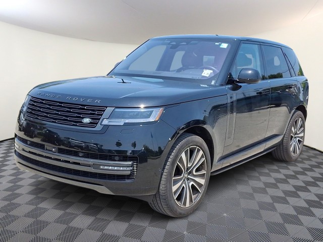 2023 Land Rover Range Rover P530 SE
