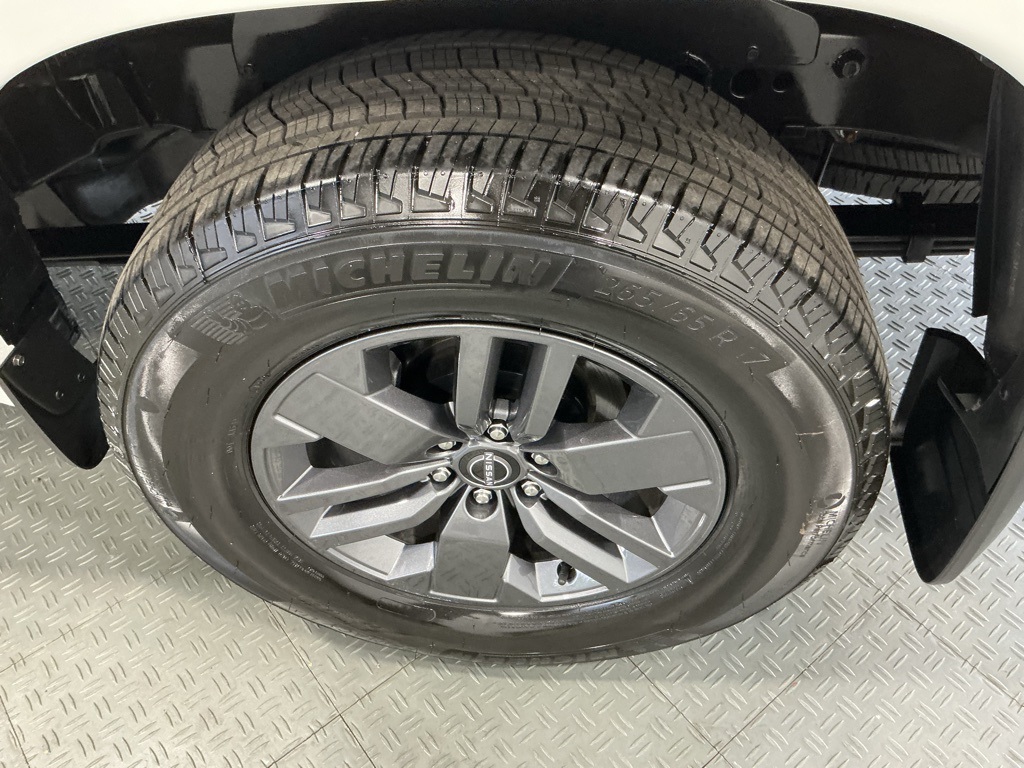2025 Nissan Frontier SV photo 30