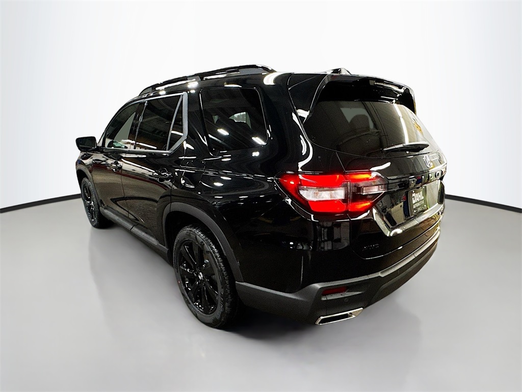 2025 Honda Pilot Black Edition photo 4