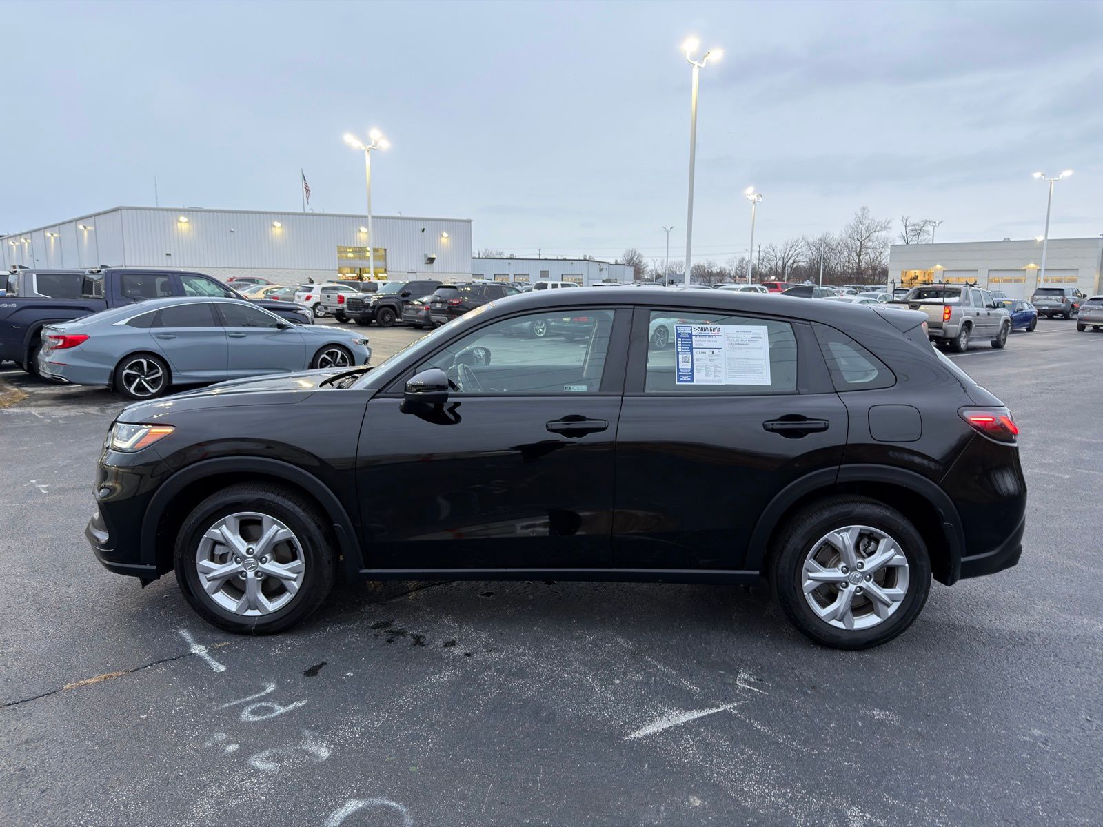 2024 Honda HR-V LX photo 3