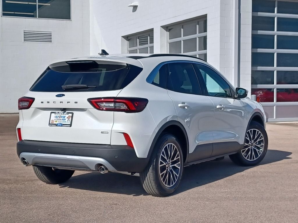 2024 Ford Escape Plug-In Hybrid Base photo 9