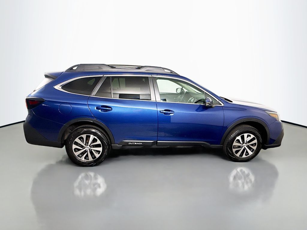 2022 Subaru Outback Premium photo 8