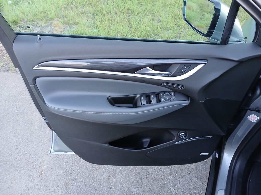 2024 Buick Enclave Premium photo 22