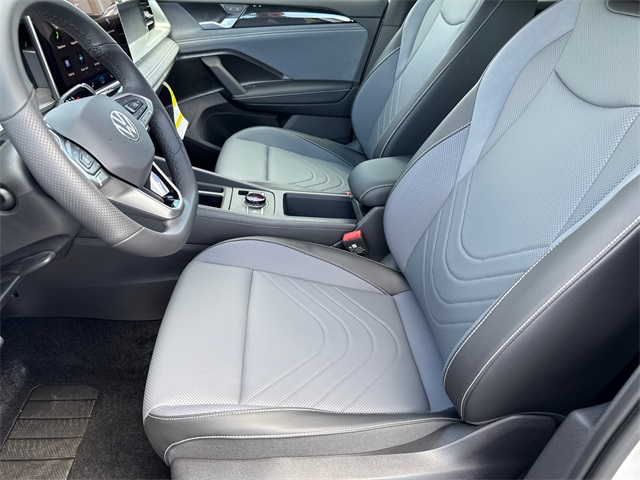 2025 Volkswagen Tiguan SE R-Line Black photo 27