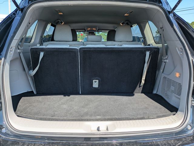 2019 Toyota Highlander LE photo 23