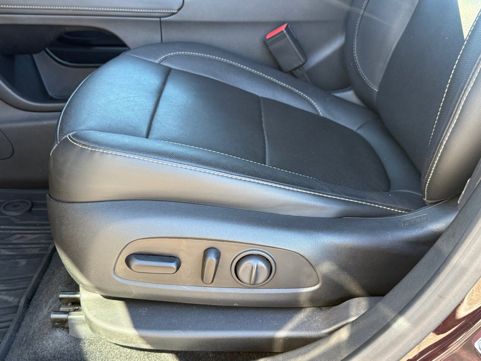 2020 Gmc Acadia SLT photo 11
