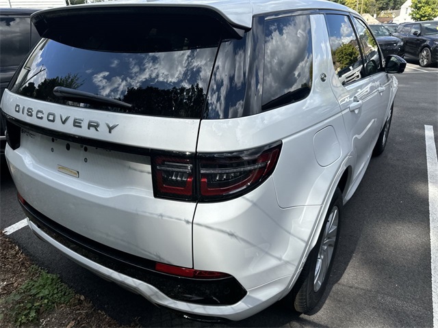 2025 Land Rover Discovery Sport S photo 3