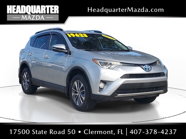 2016 Toyota RAV4 XLE's photo