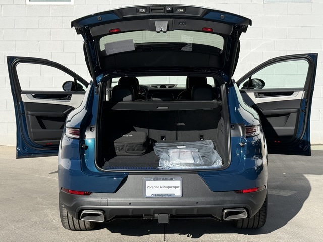 2026 Porsche Cayenne E-Hybrid Base photo 25