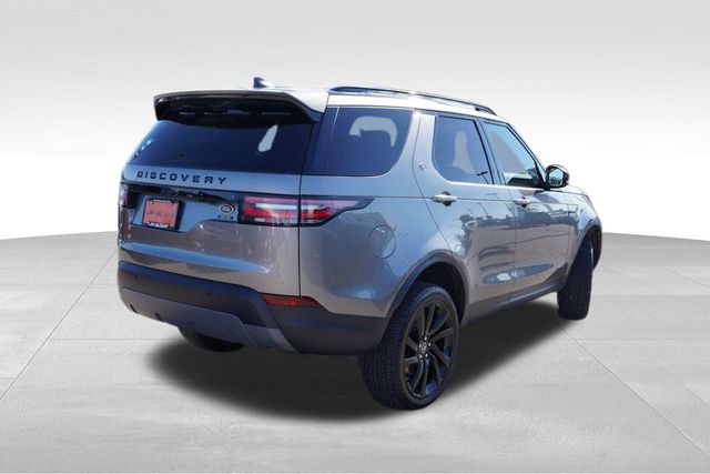 2018 Land Rover Discovery HSE Luxury photo 2