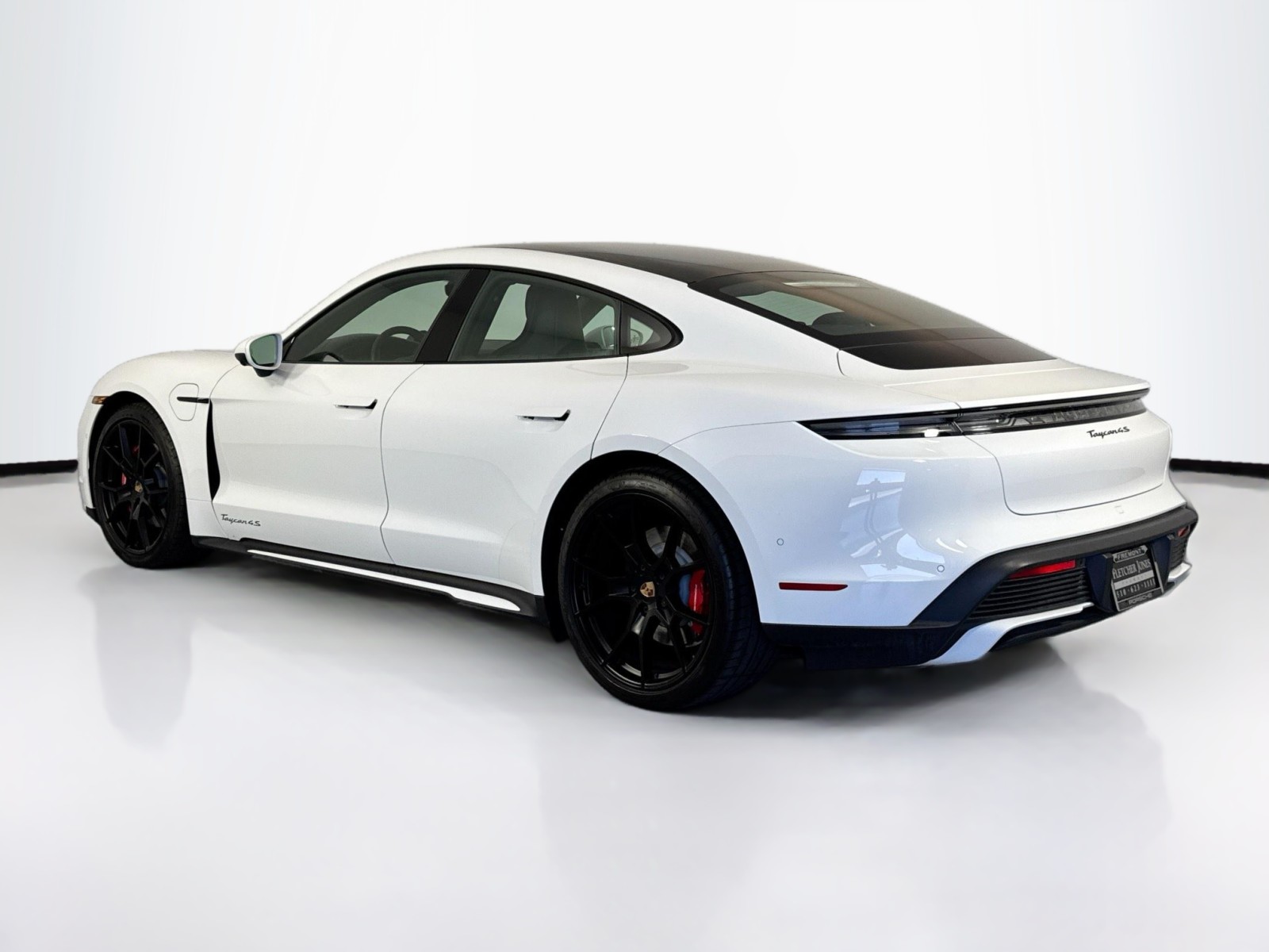2025 Porsche Taycan 4S photo 3