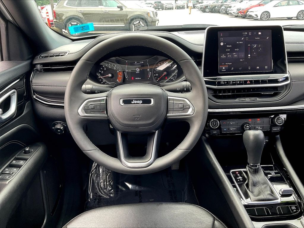 2022 Jeep Compass Altitude photo 12