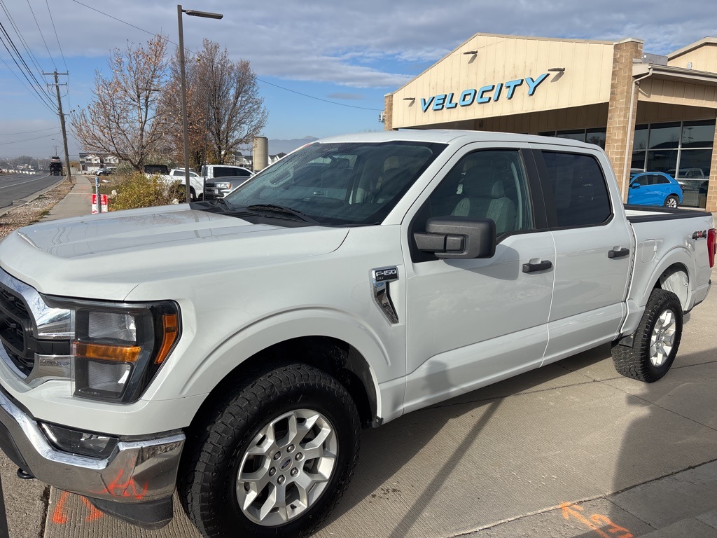 2023 Ford F-150 XLT photo 3
