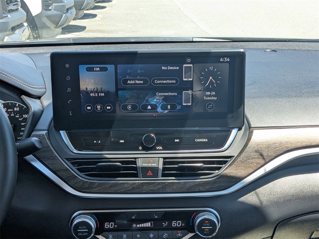 2025 Nissan Altima 2.5 SV photo 16