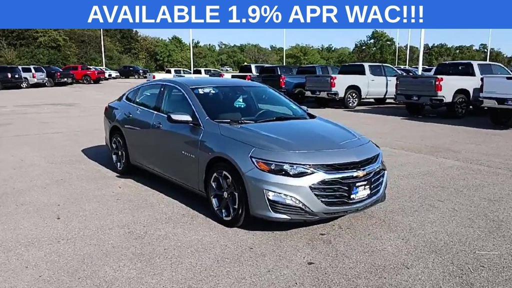 2024 Chevrolet Malibu 1LT photo 2