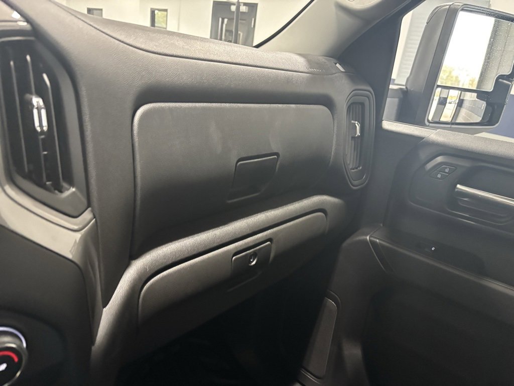 2024 Chevrolet Silverado 3500HD photo 22