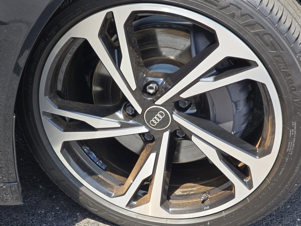 2023 Audi e-tron GT Premium Plus photo 9