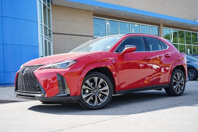 2024 Lexus UX 250h F SPORT Design photo 2