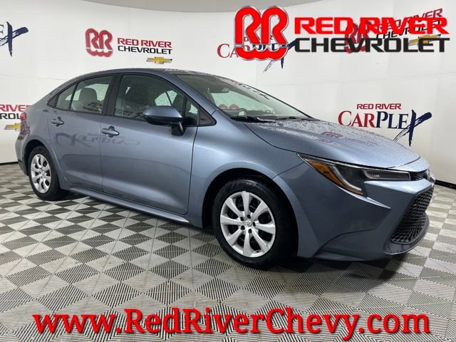2021 Toyota Corolla LE's photo
