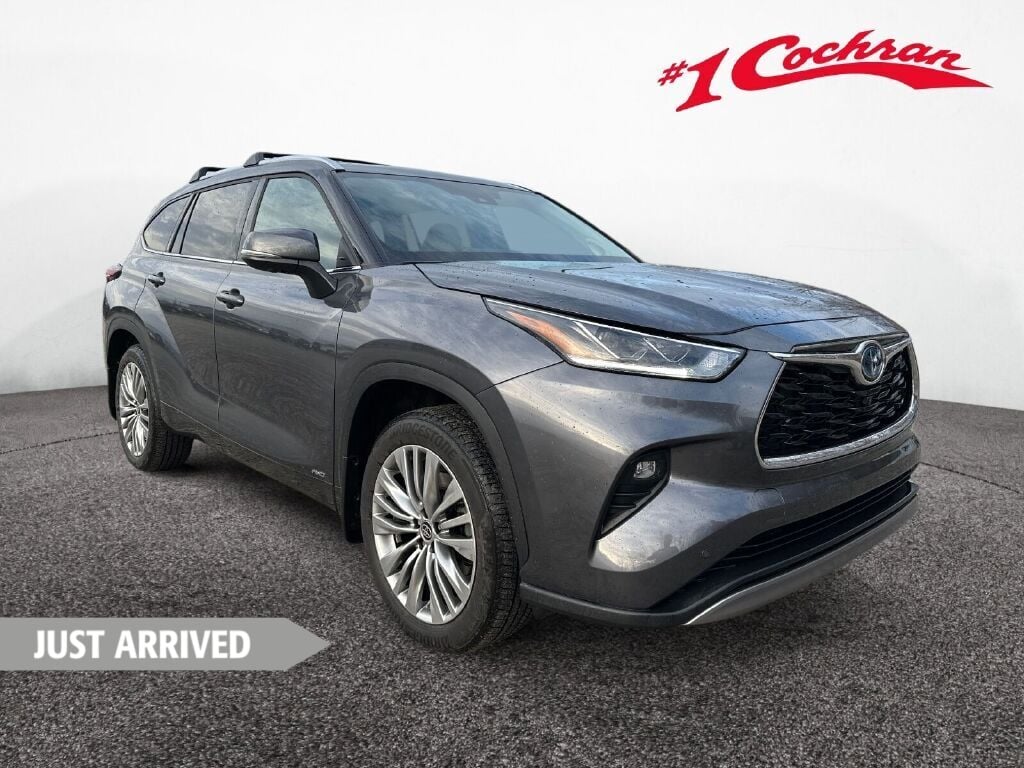 2024 Toyota Highlander Platinum's photo