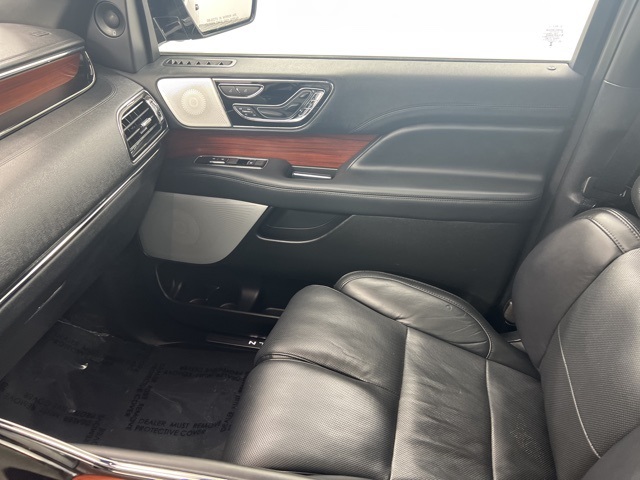 2023 Lincoln Navigator L Reserve photo 21