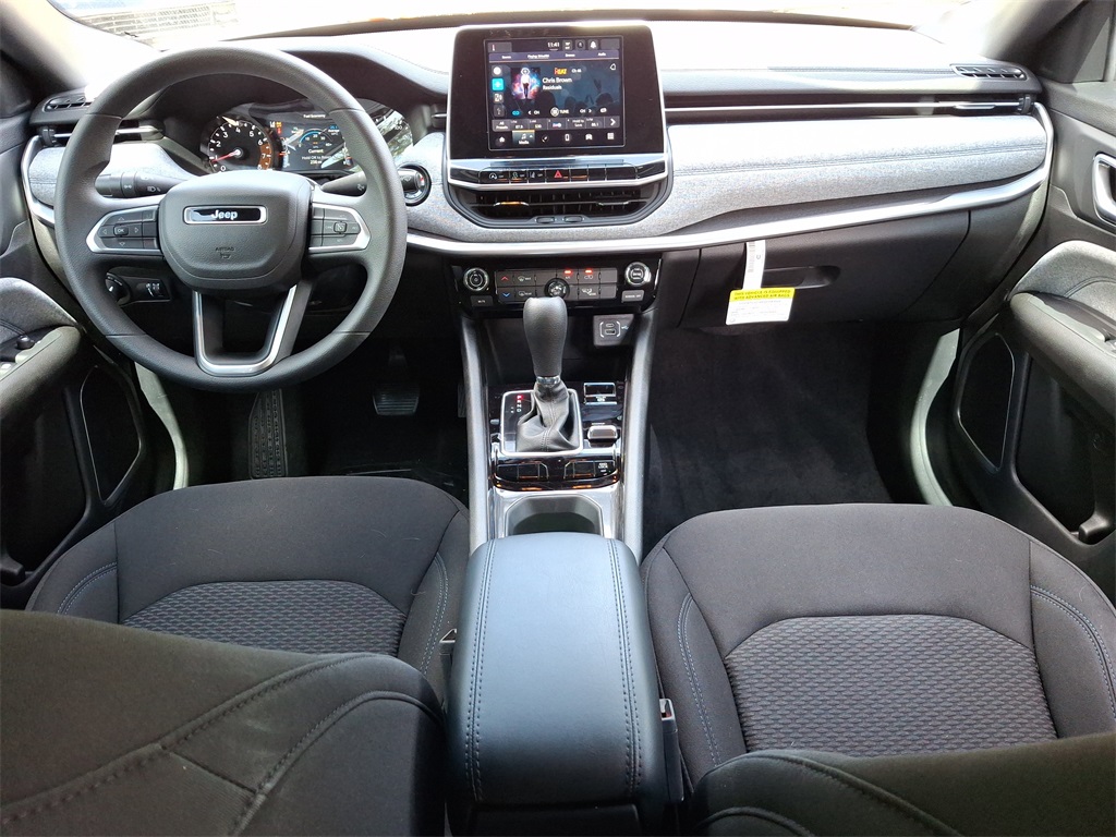2025 Jeep Compass Sport photo 11