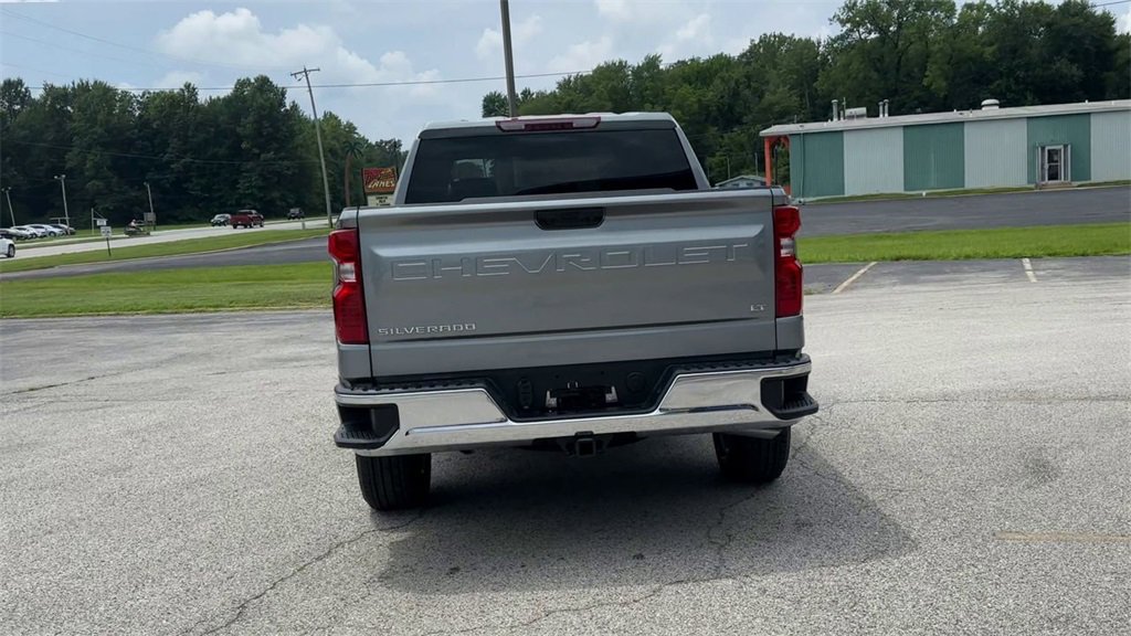 2025 Chevrolet Silverado 1500 LT photo 8