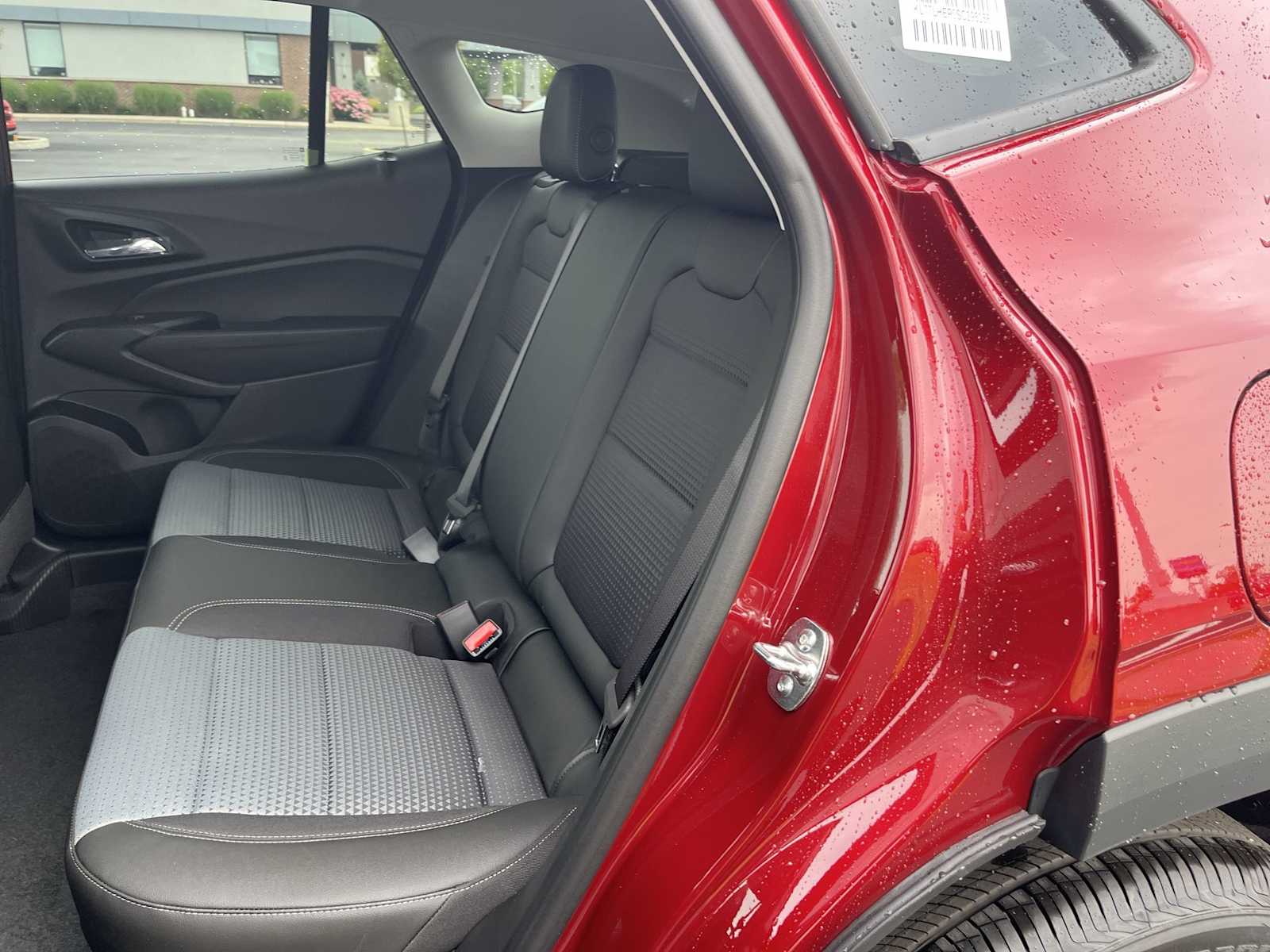 2025 Chevrolet Trax LT photo 21