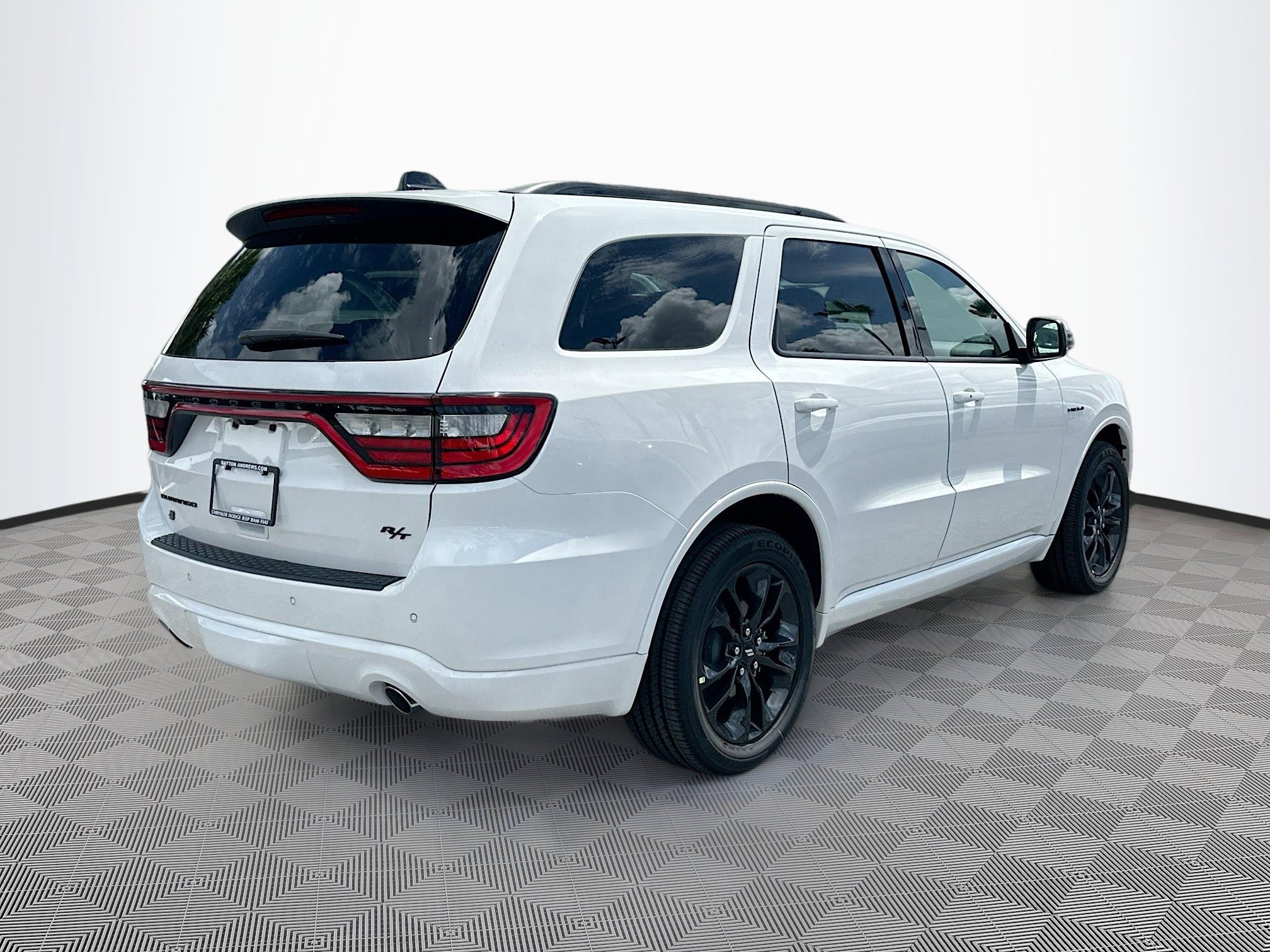 2025 Dodge Durango R/T Plus photo 3