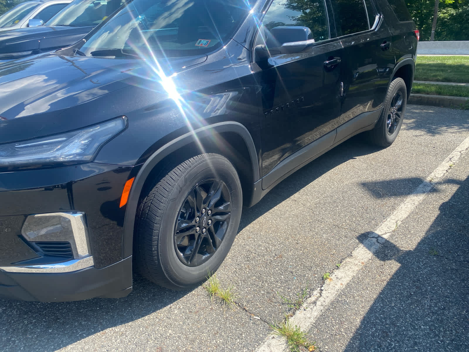 2023 Chevrolet Traverse Cloth photo 2