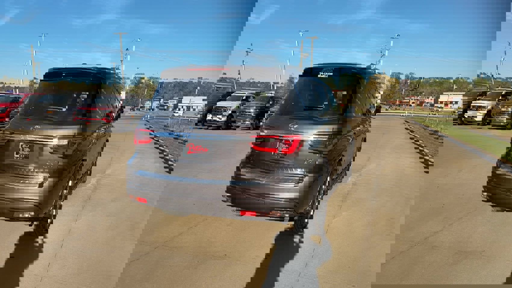 2024 Infiniti QX80 Luxe photo 6