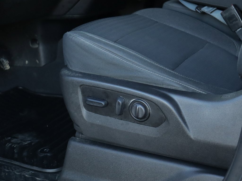 2022 Chevrolet Silverado 1500 Custom photo 20