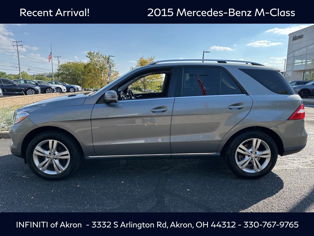 2015 Mercedes Benz ML 350 4MATIC photo 10