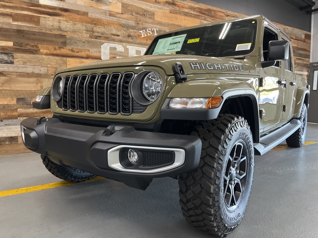 2025 Jeep Gladiator Sport photo 10